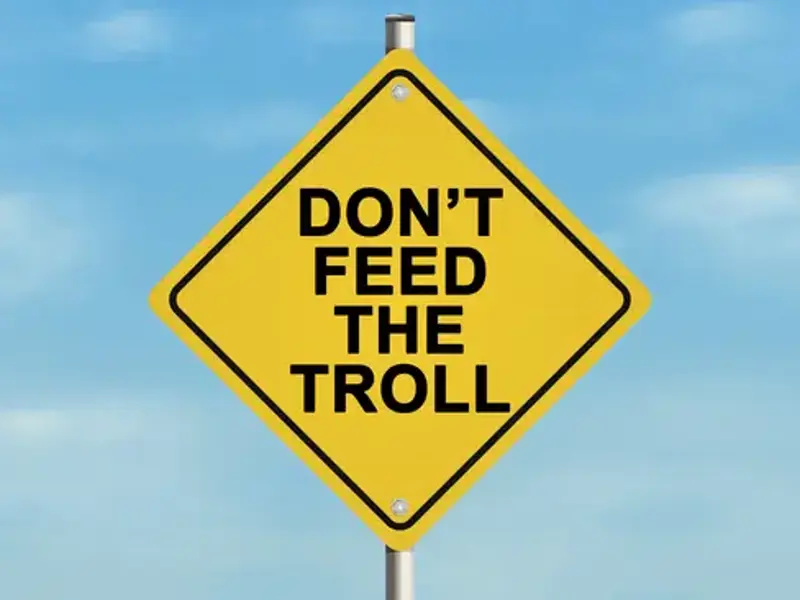 Managing the Dark Side (of Social Media)